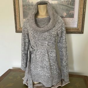 Dalia thick sweater.
